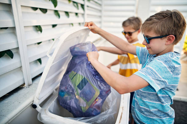 Best Commercial Cleanout Services  in Byron, IL